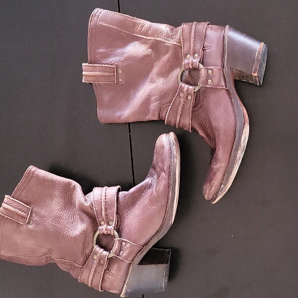 Frye leather harness boots short